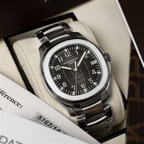 patek philippe aquanaut steel bracelet price|patek philippe aquanaut watch.